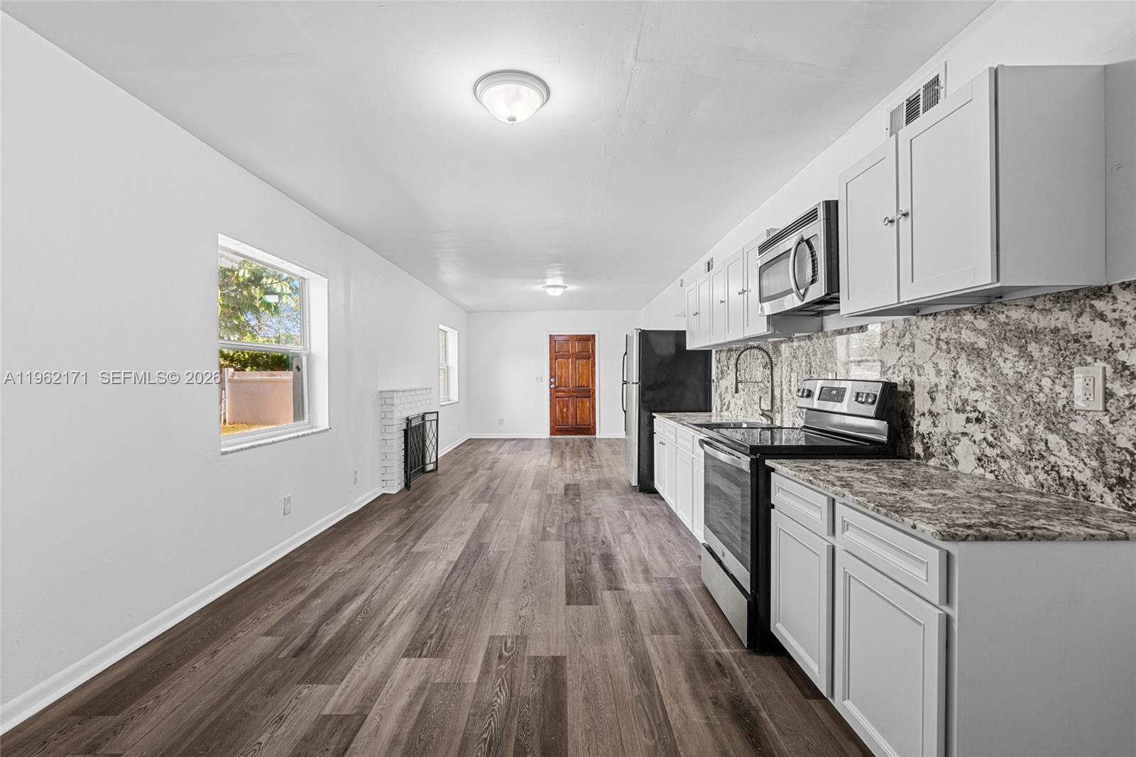   /  2461 sq. ft. $ 2026-02-09 0 Photo