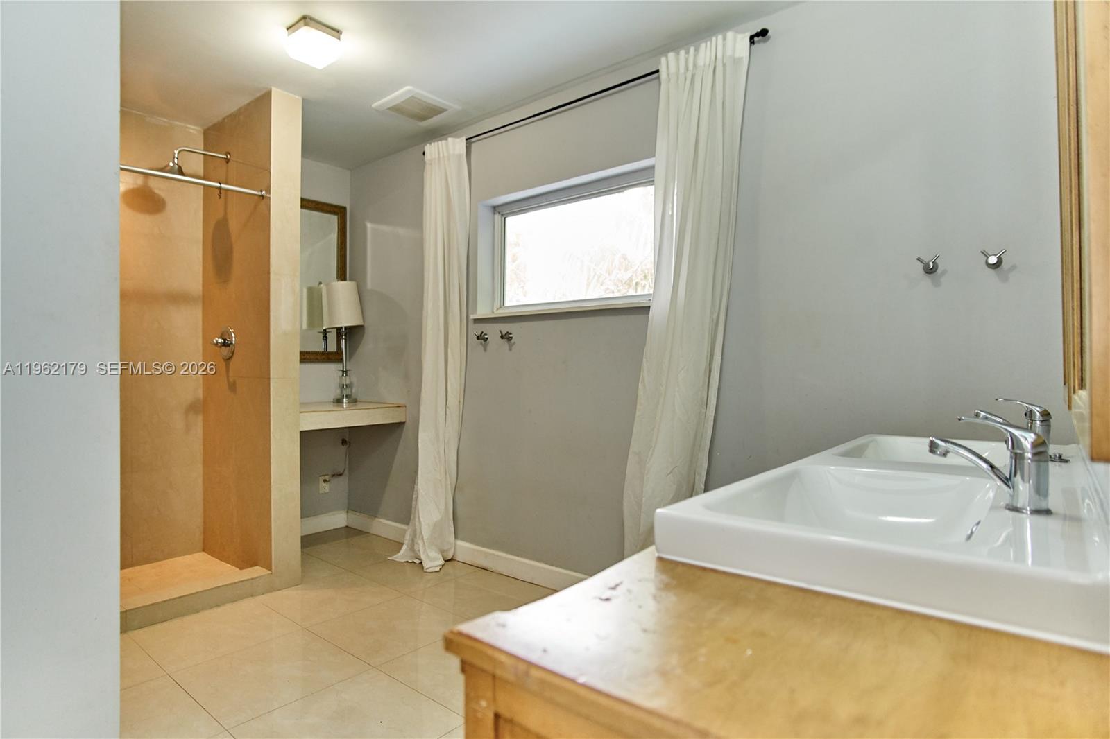   /  2806 sq. ft. $ 2026-02-09 0 Photo