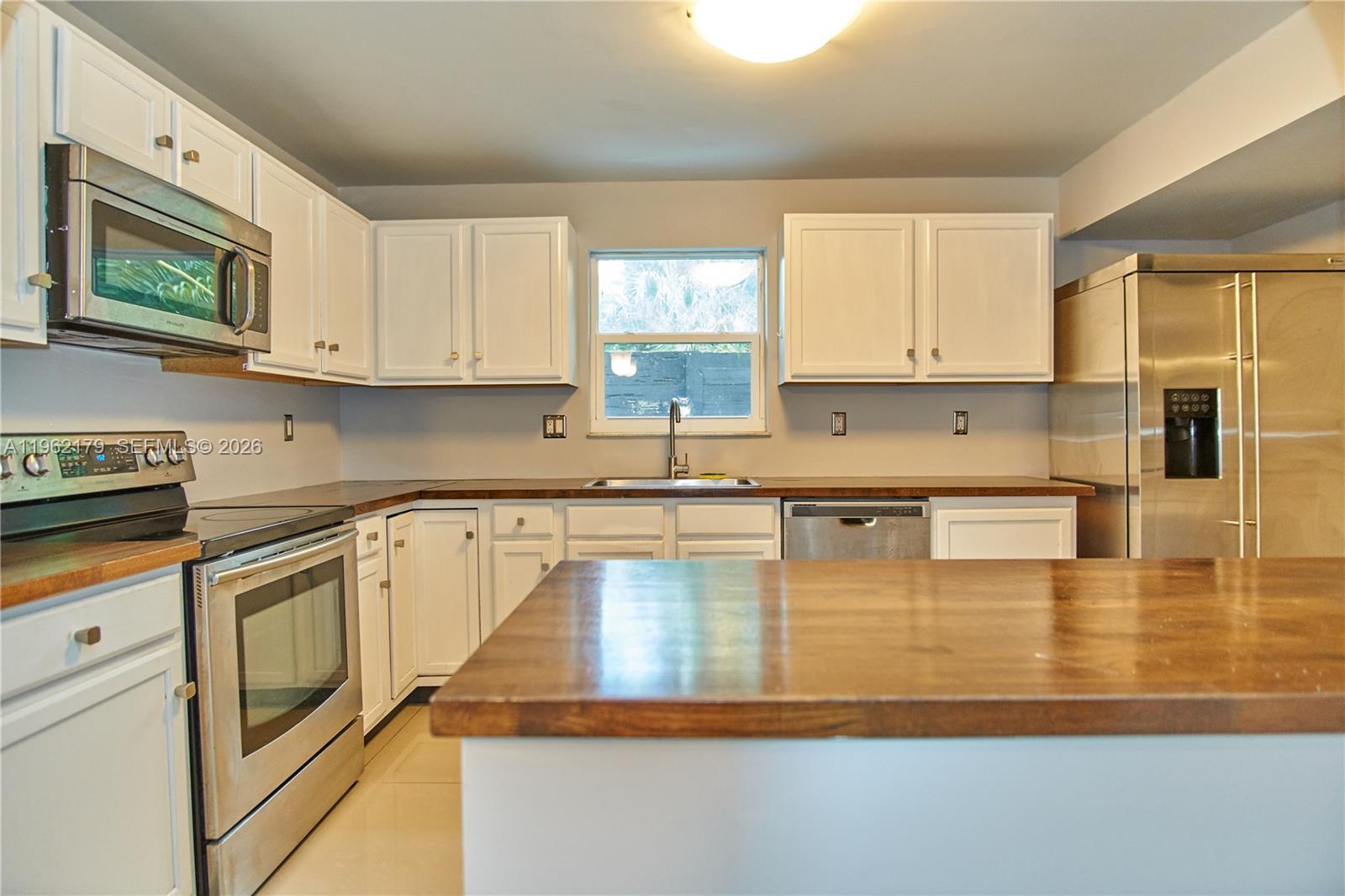   /  2806 sq. ft. $ 2026-02-09 0 Photo