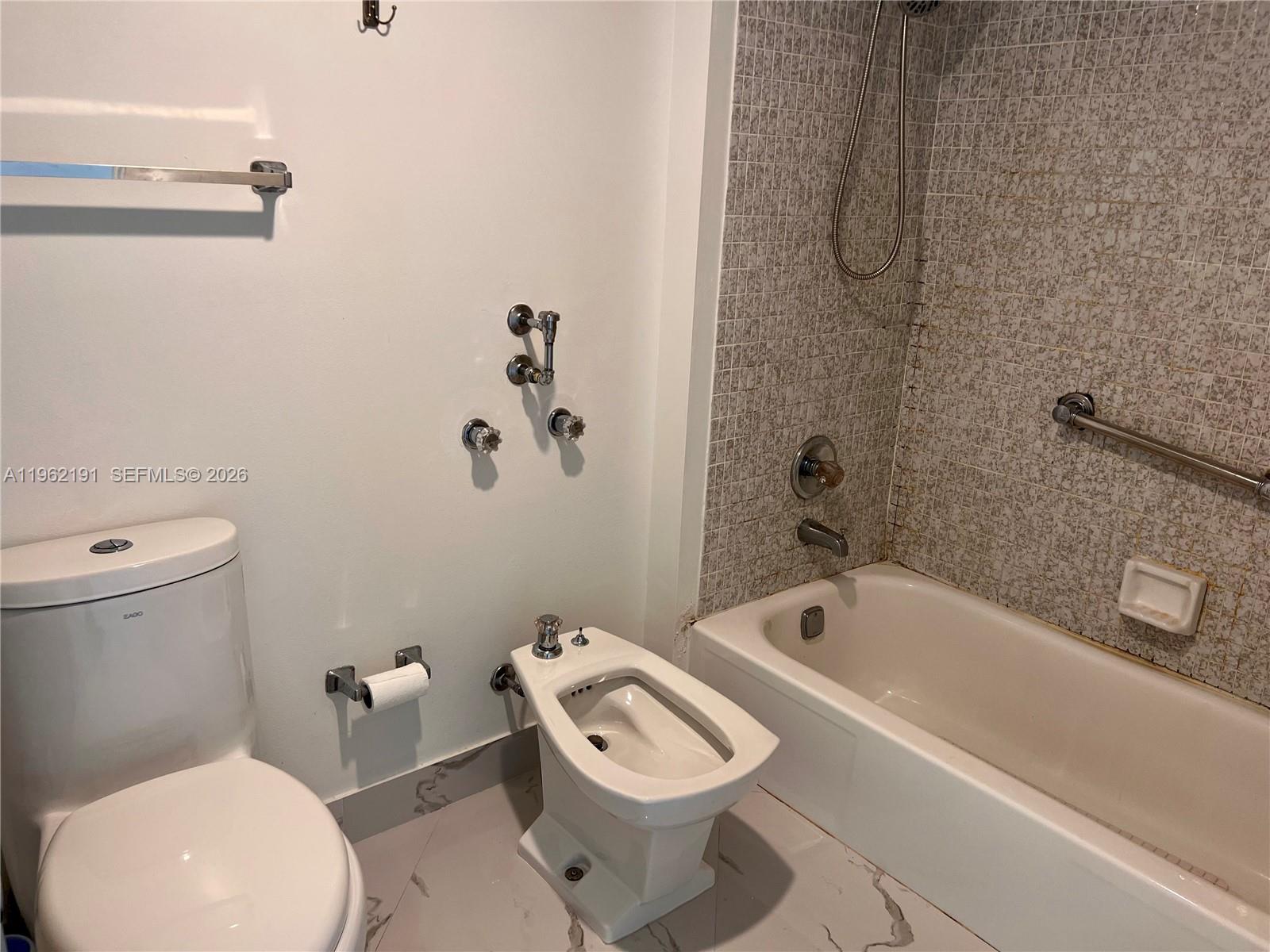 912 2 / 2 1507 sq. ft. $ 2026-02-09 0 Photo