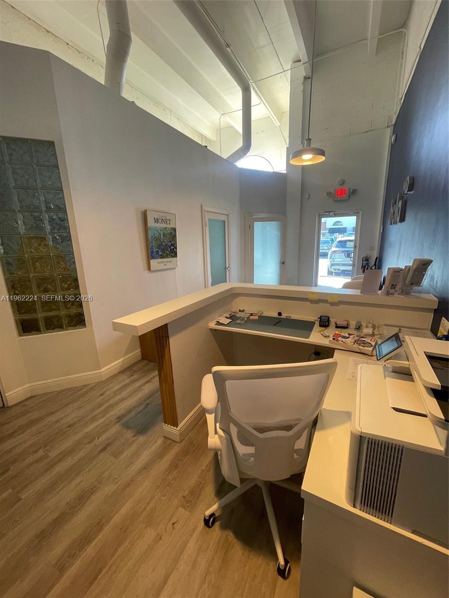 Ver detalles 12K / sq. ft. $ 2026-02-09 0 foto