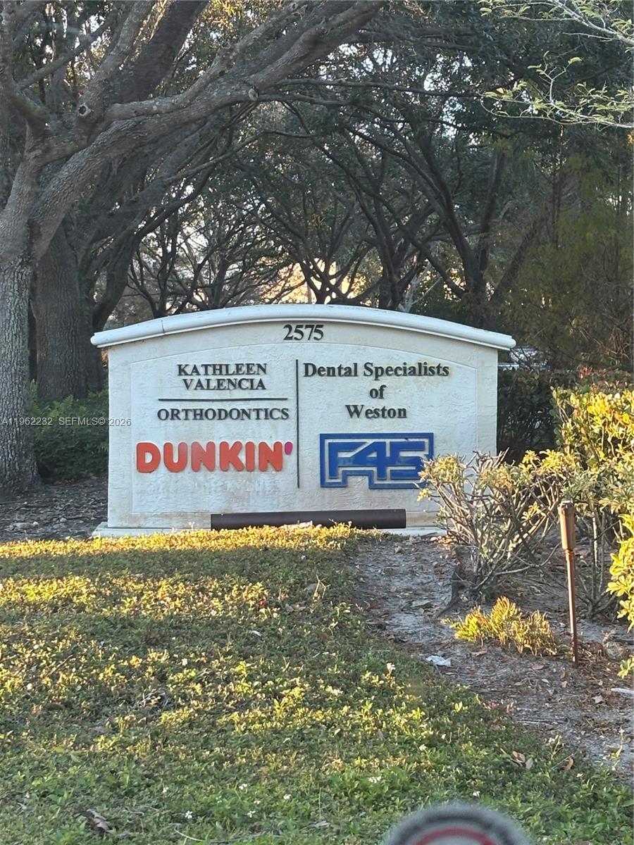   /   sq. ft. $ 2026-02-09 0 foto