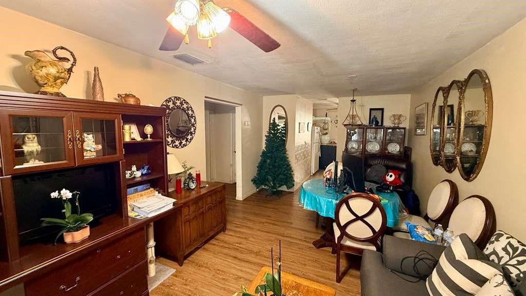   / 0 1781 sq. ft. $ 2026-06-21 0 foto