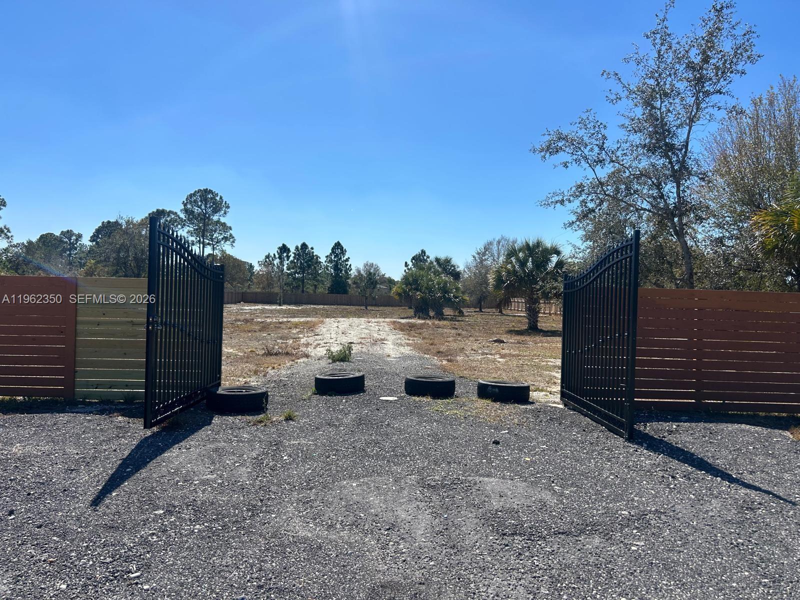 See details / sq. ft. $ 2026-02-10 0 Photo