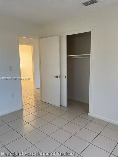   /   кв.футов $ 2026-02-20 0 Фото