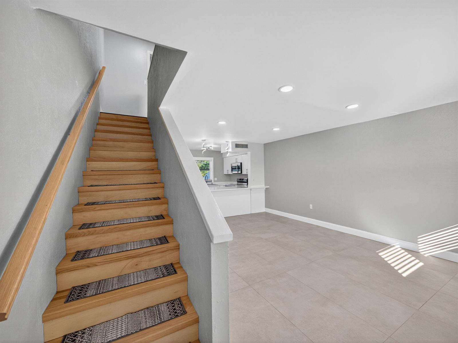   / 7 2958 sq. ft. $ 2026-06-21 0 foto