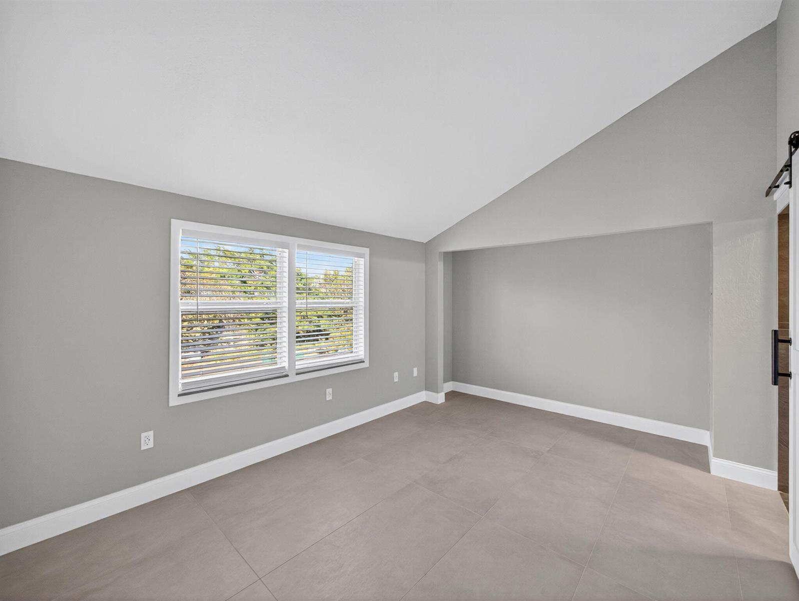   / 7 2958 sq. ft. $ 2026-06-21 0 foto