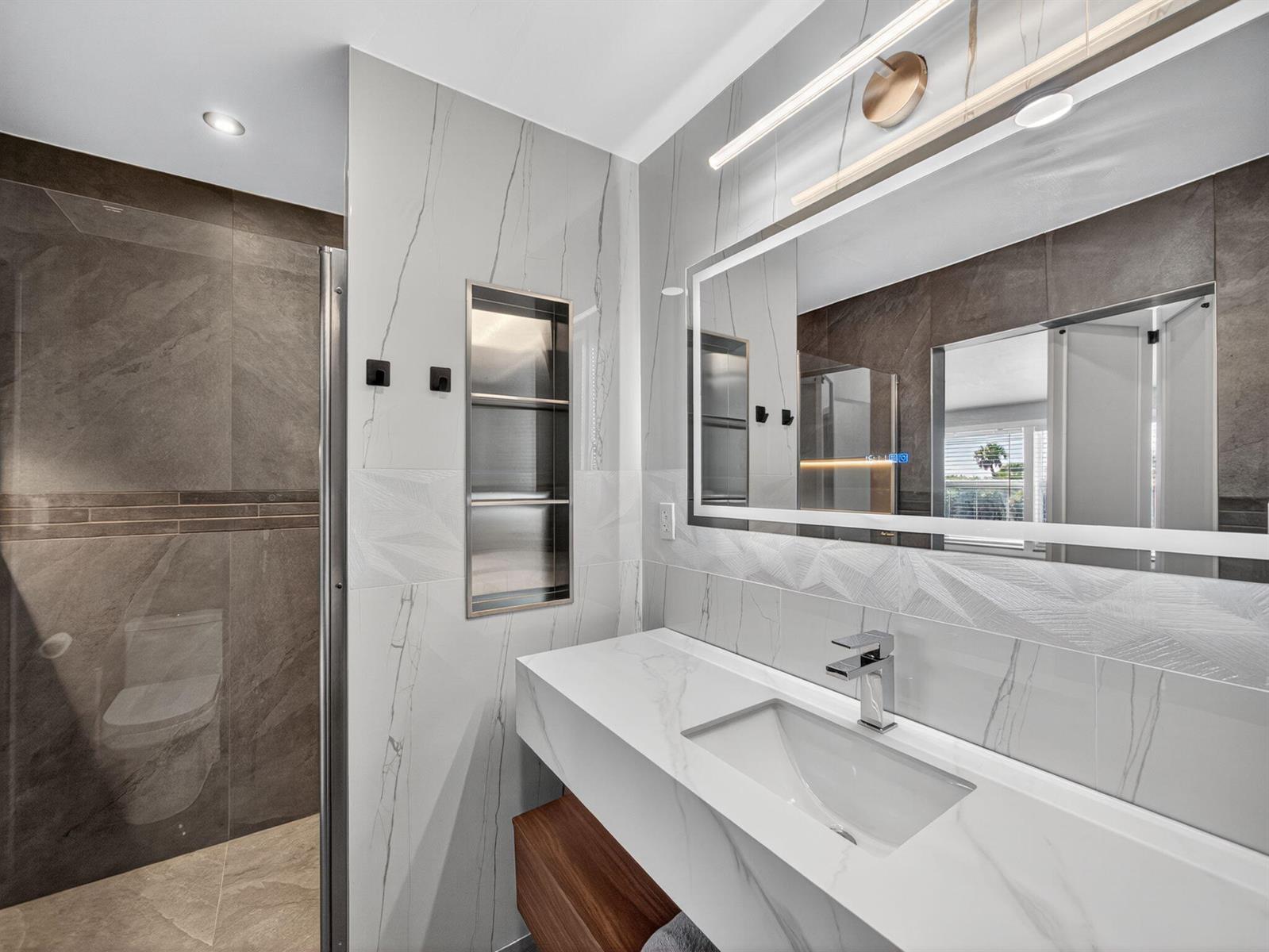   / 7 2958 sq. ft. $ 2026-06-21 0 foto