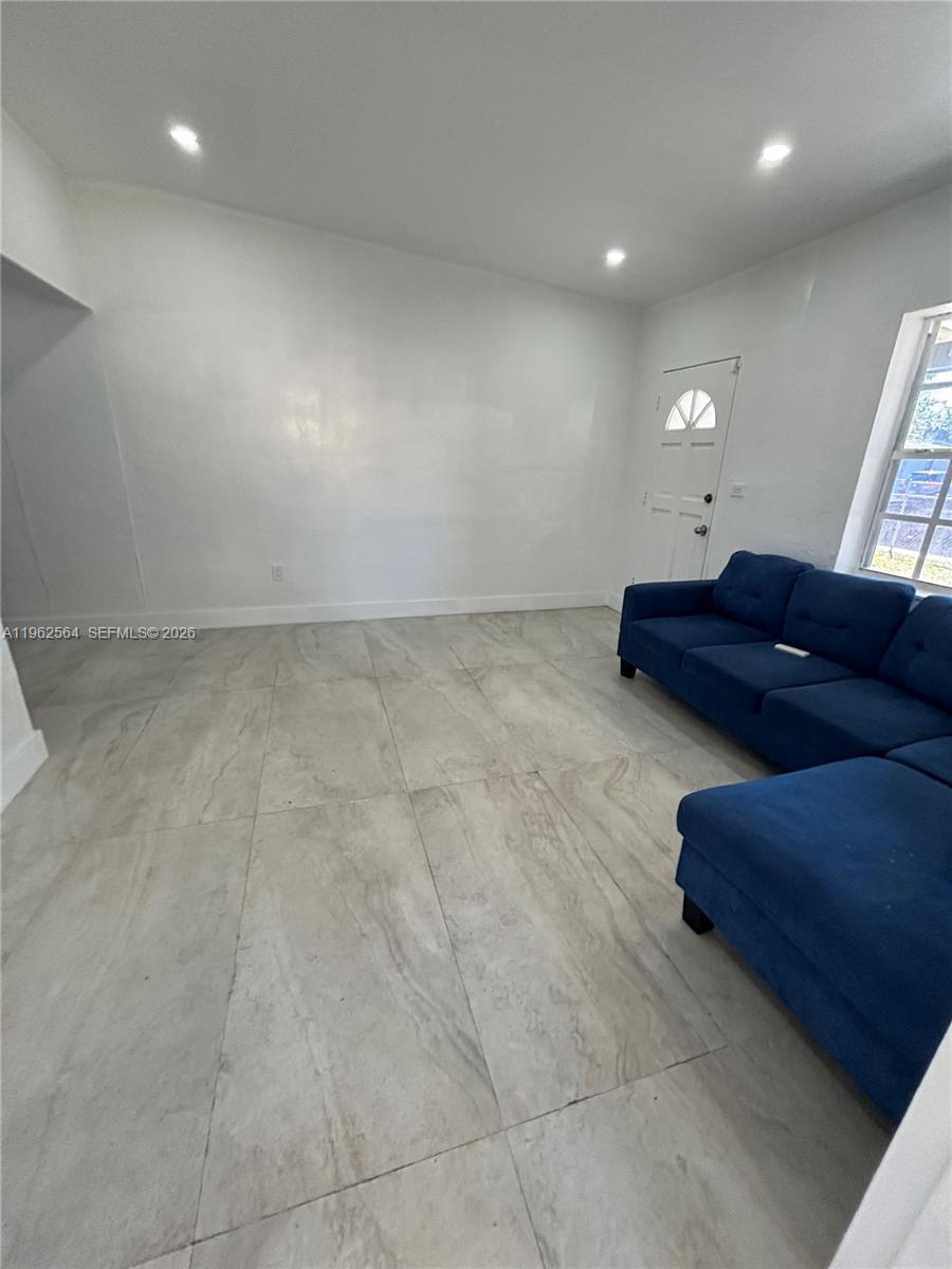   /  1250 sq. ft. $ 2026-02-10 0 Photo