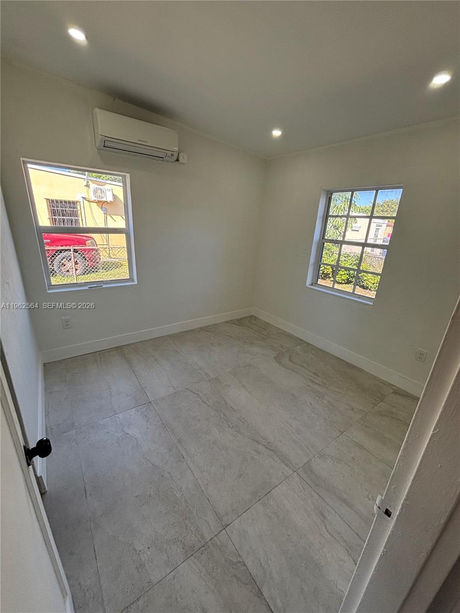   /  1250 sq. ft. $ 2026-02-10 0 Photo