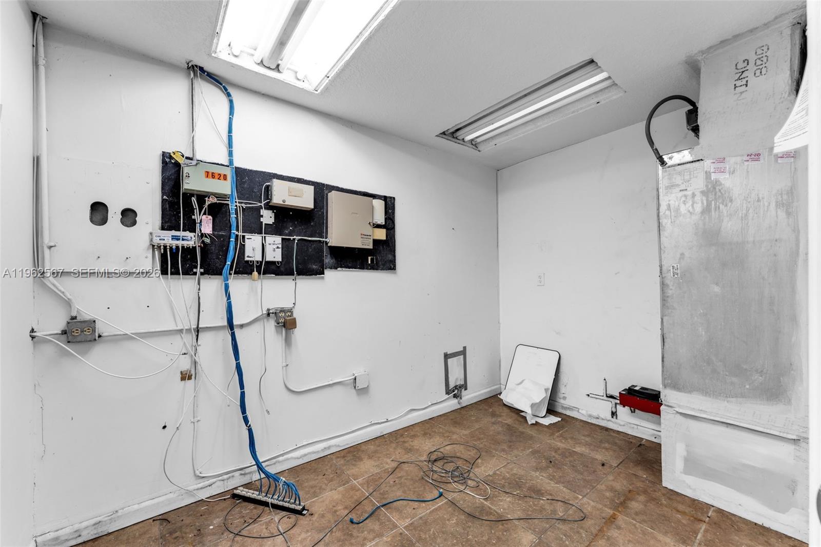   /   sq. ft. $ 2026-02-10 0 Photo