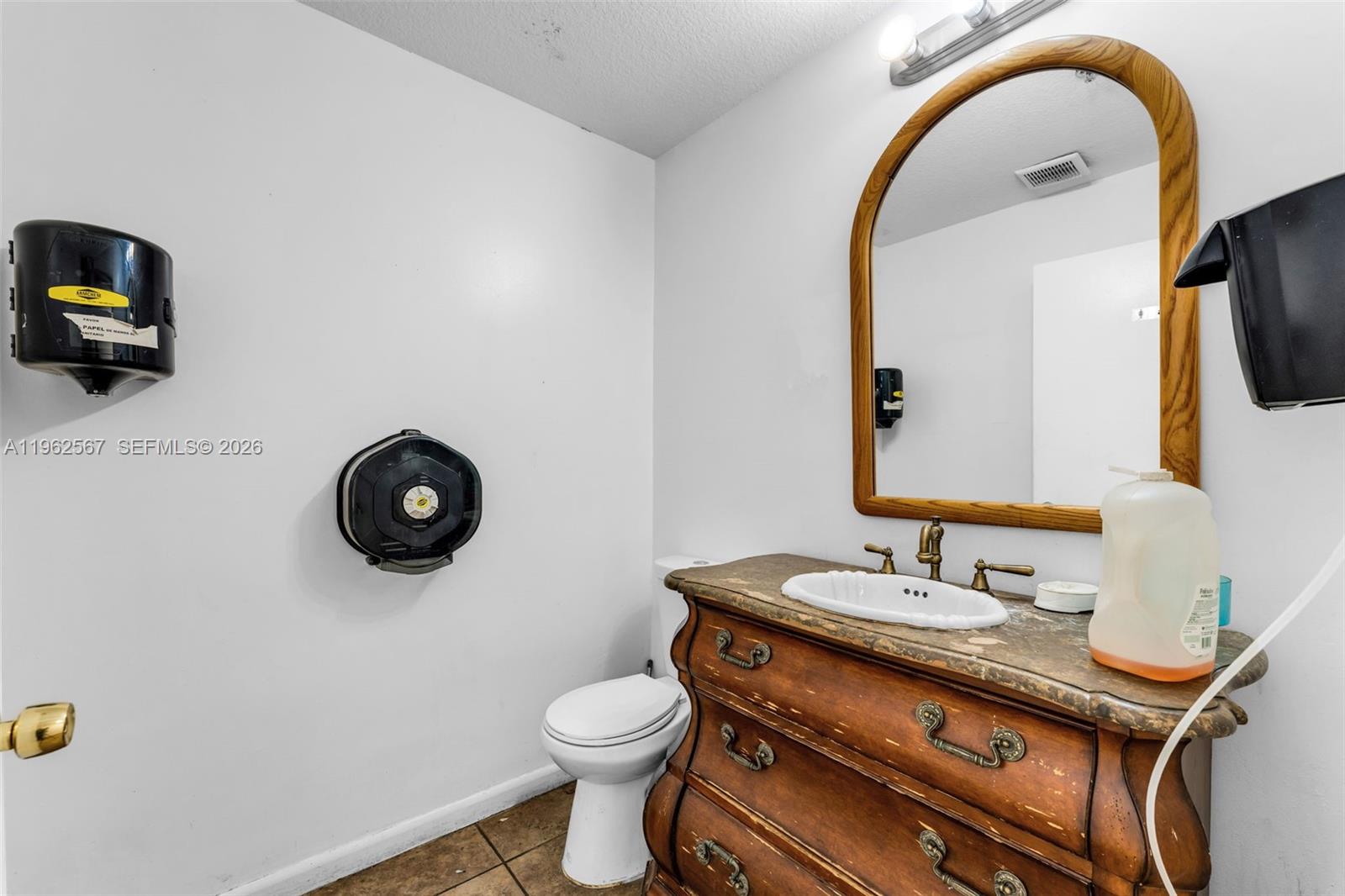   /   sq. ft. $ 2026-02-10 0 Photo