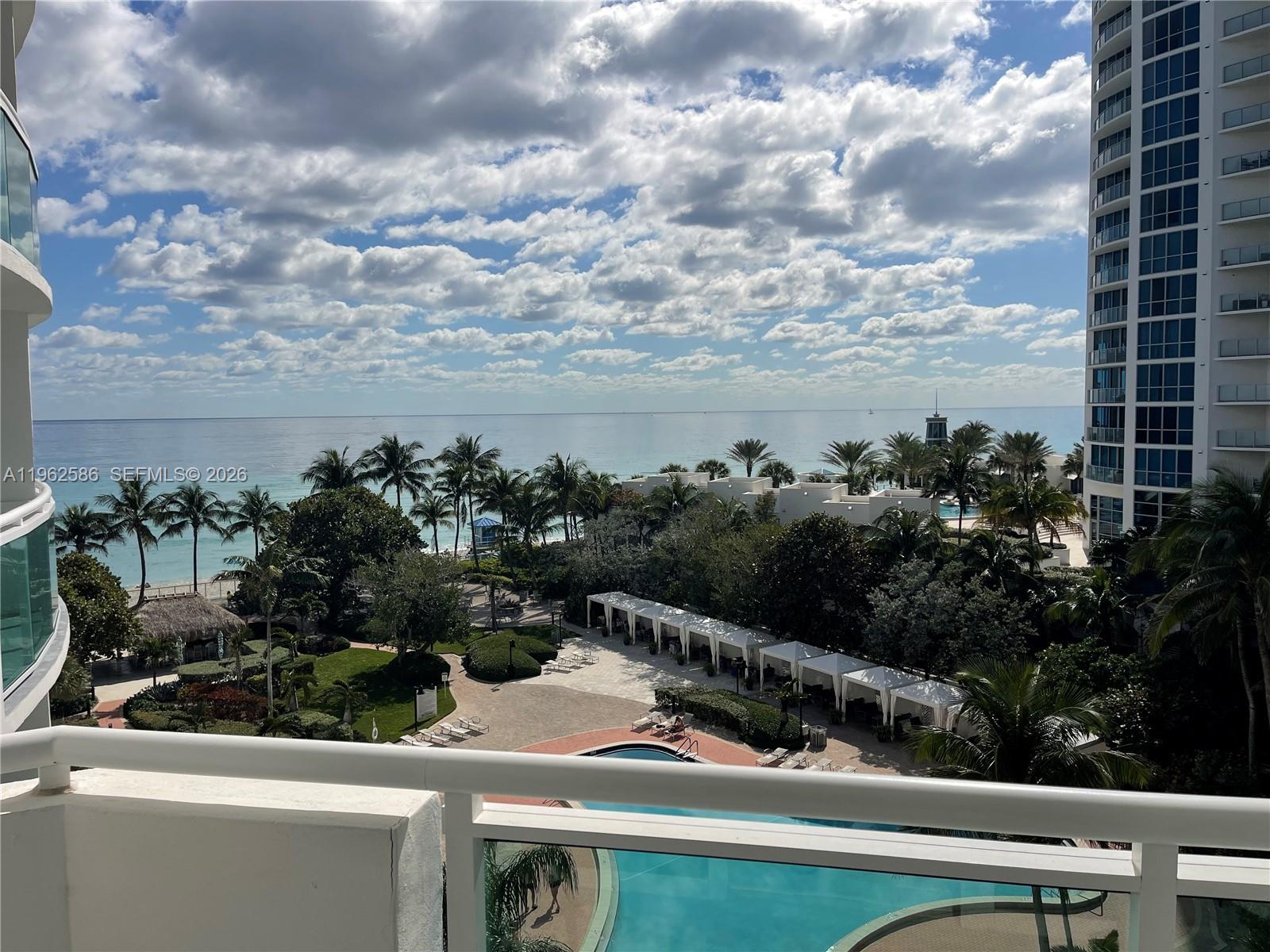 Photo of 3001 Ocean Dr  #621, Hollywood, Florida, 33019 - 
