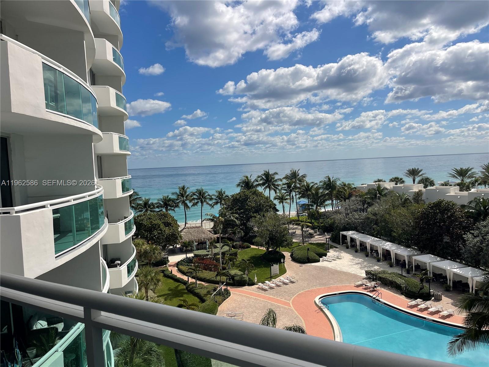Photo of 3001 Ocean Dr  #621, Hollywood, Florida, 33019 - 