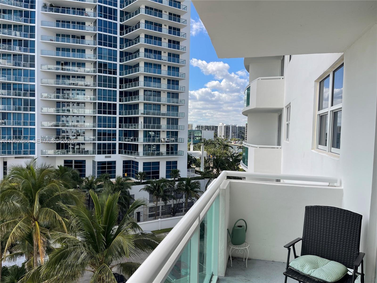 Photo of 3001 Ocean Dr  #621, Hollywood, Florida, 33019 - 