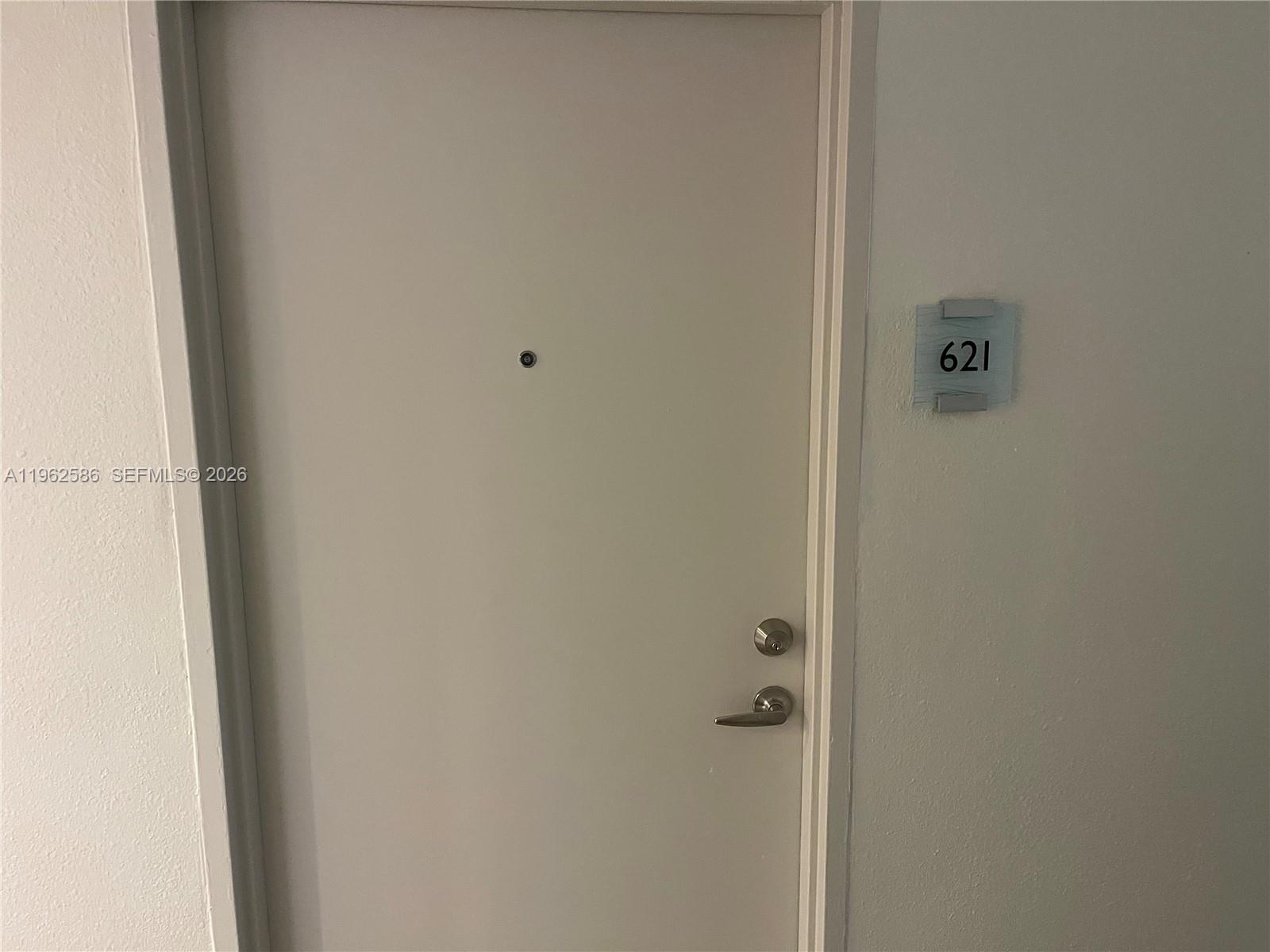 Photo of 3001 Ocean Dr  #621, Hollywood, Florida, 33019 - 