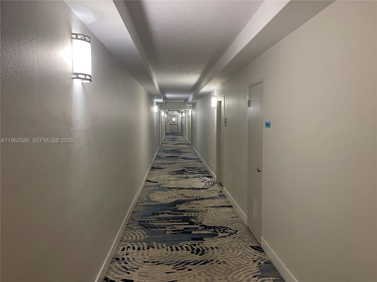 Photo of 3001 Ocean Dr  #621, Hollywood, Florida, 33019 - 