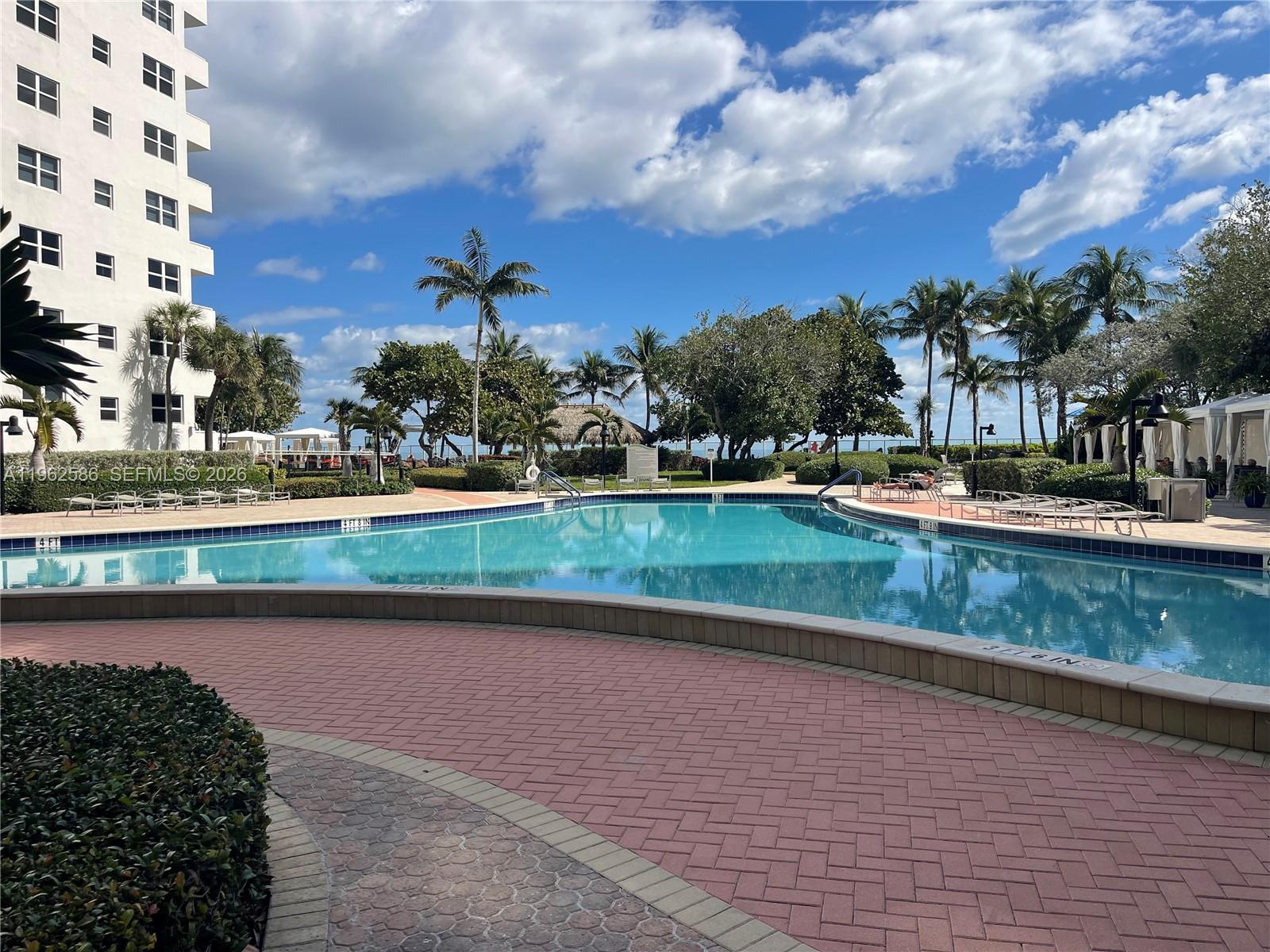 Photo of 3001 Ocean Dr  #621, Hollywood, Florida, 33019 - 