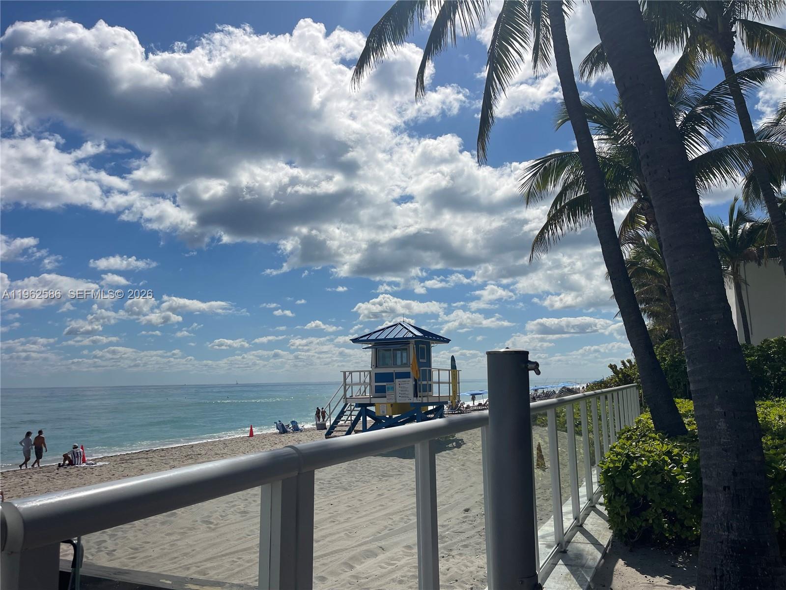 Photo of 3001 Ocean Dr  #621, Hollywood, Florida, 33019 - 