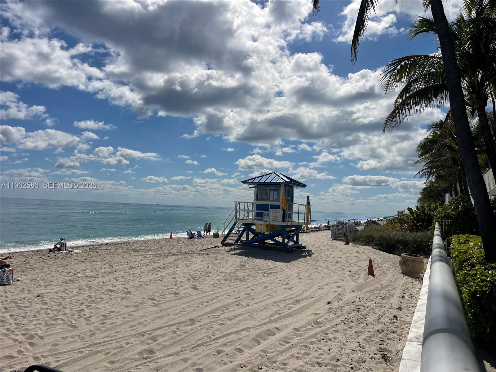 Photo of 3001 Ocean Dr  #621, Hollywood, Florida, 33019 - 