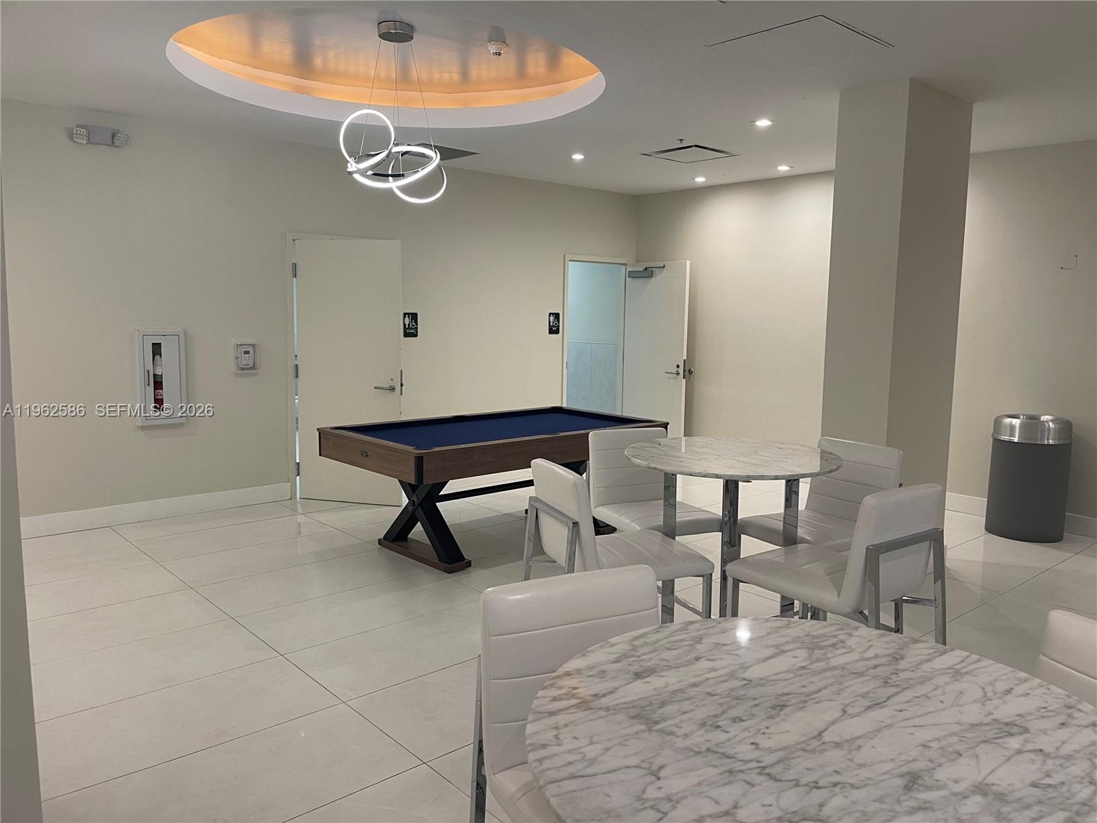 Photo of 3001 Ocean Dr  #621, Hollywood, Florida, 33019 - 