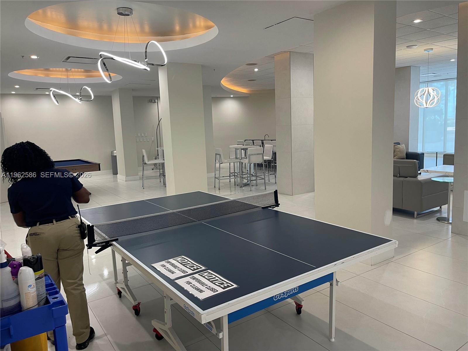 Photo of 3001 Ocean Dr  #621, Hollywood, Florida, 33019 - 