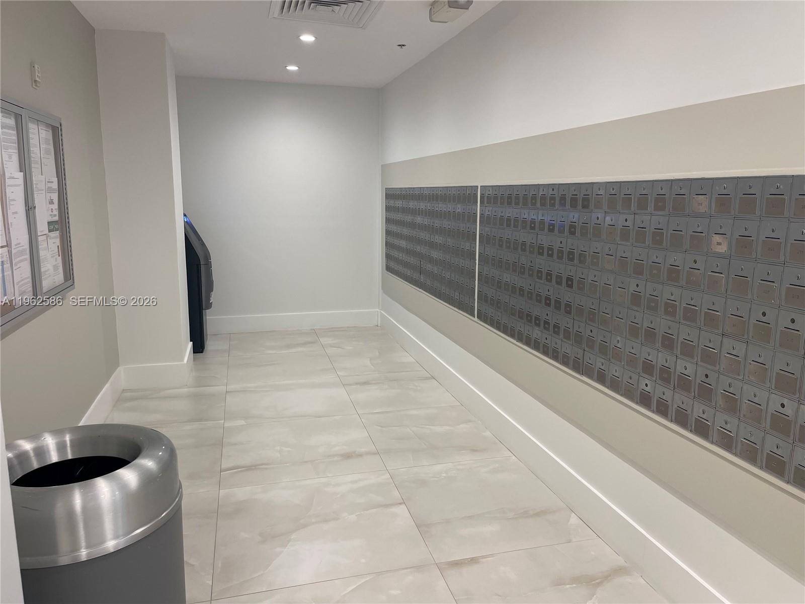 Photo of 3001 Ocean Dr  #621, Hollywood, Florida, 33019 - 