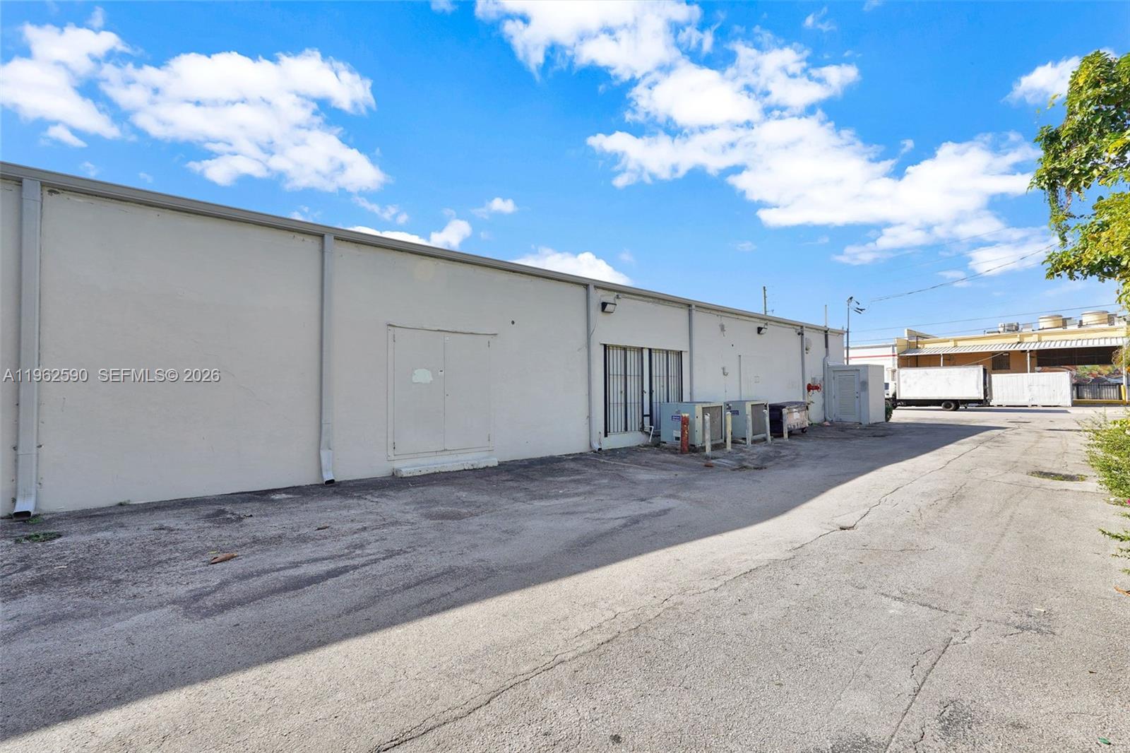   /   sq. ft. $ 2026-02-10 0 Photo