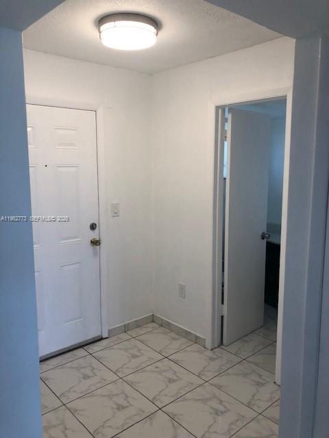 G411 1 / 2 898 sq. ft. $ 2026-02-10 0 foto