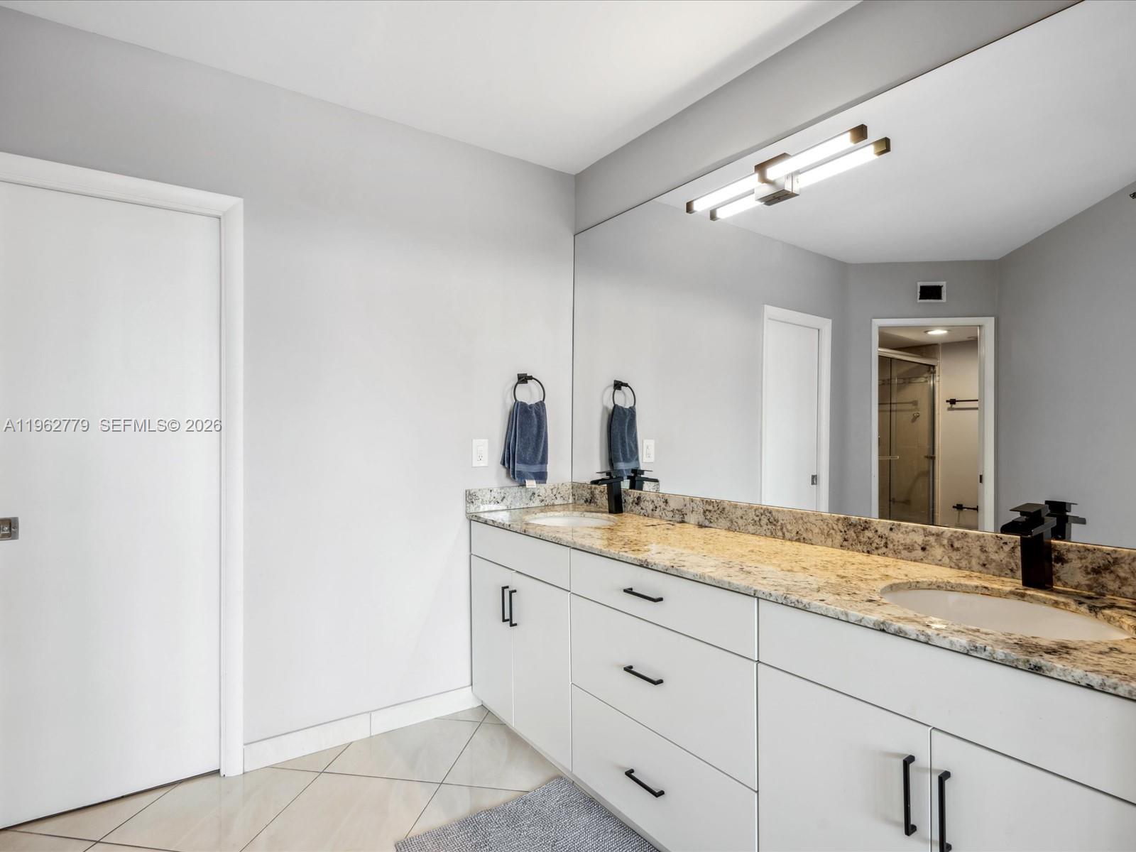 Photo of 19195 36th Ct  #1010, Aventura, Florida, 33180 - 