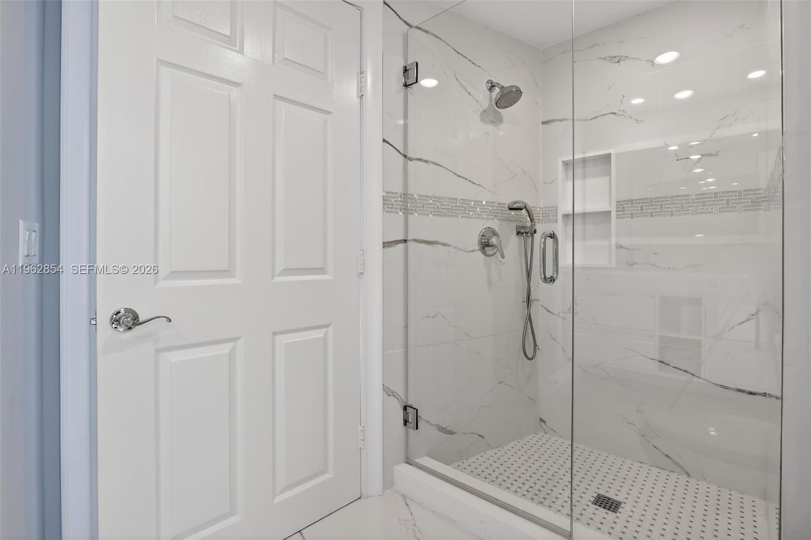 Photo of 3370 Hidden Bay Dr  #1501, Aventura, Florida, 33180 - 