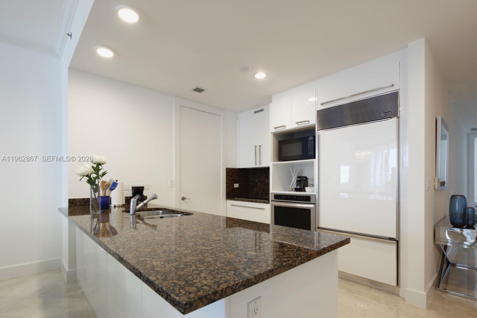 2902 3 / 4 1979 sq. ft. $ 2026-02-10 0 foto