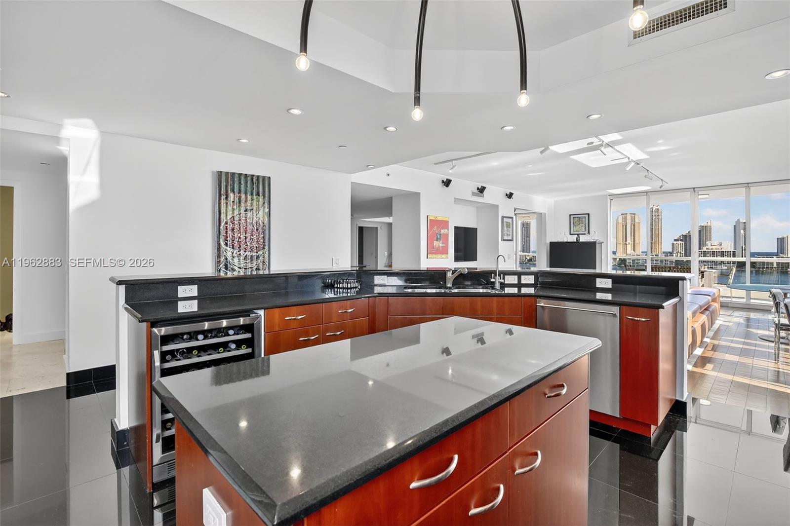 1208 4 / 5 3709 sq. ft. $ 2026-02-10 0 Photo