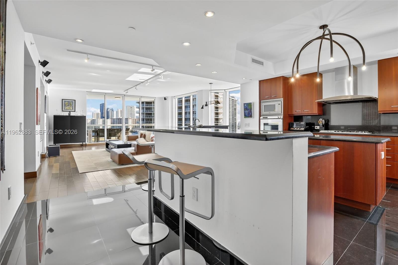 1208 4 / 5 3709 sq. ft. $ 2026-02-10 0 Photo