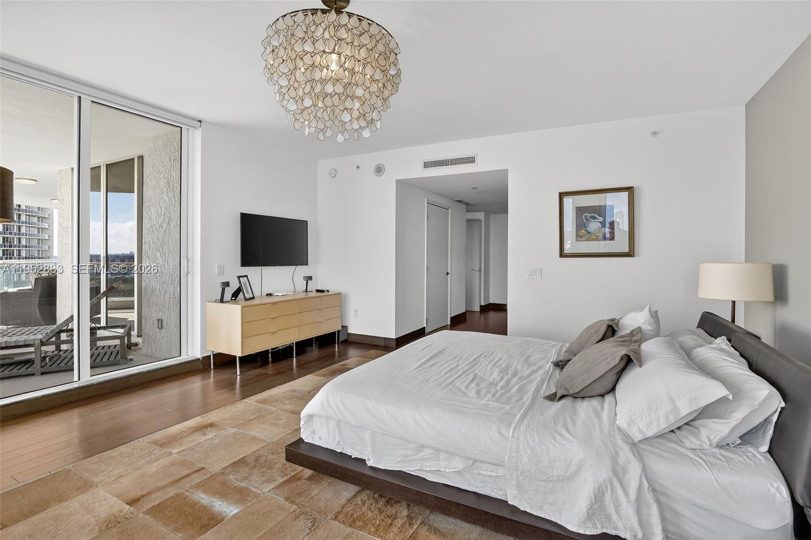 1208 4 / 5 3709 sq. ft. $ 2026-02-10 0 Photo