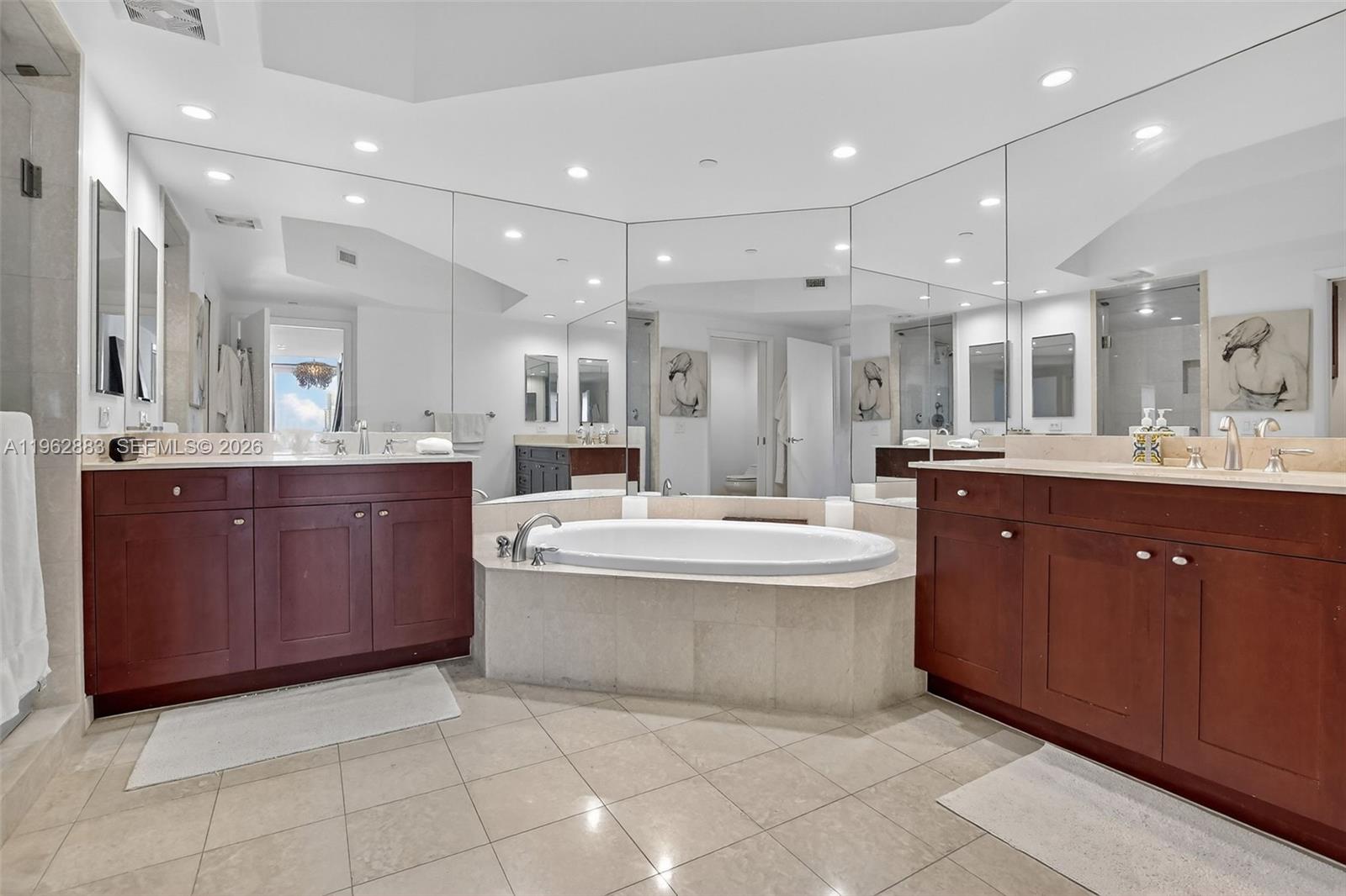 1208 4 / 5 3709 sq. ft. $ 2026-02-10 0 Photo