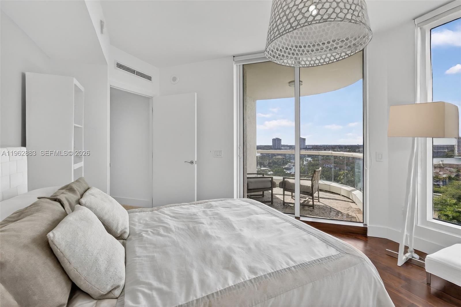 1208 4 / 5 3709 sq. ft. $ 2026-02-10 0 Photo