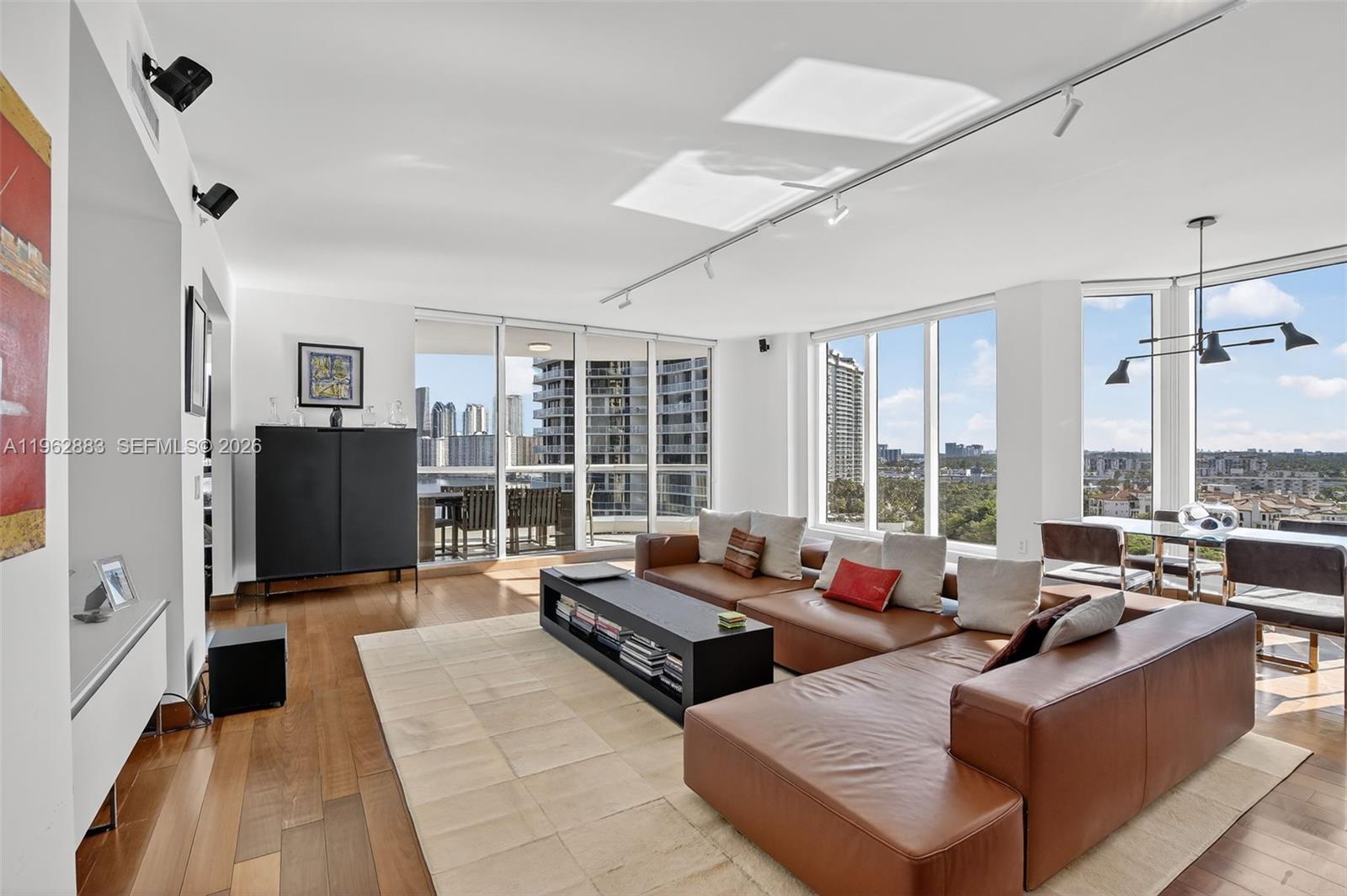 1208 4 / 5 3709 sq. ft. $ 2026-02-10 0 Photo