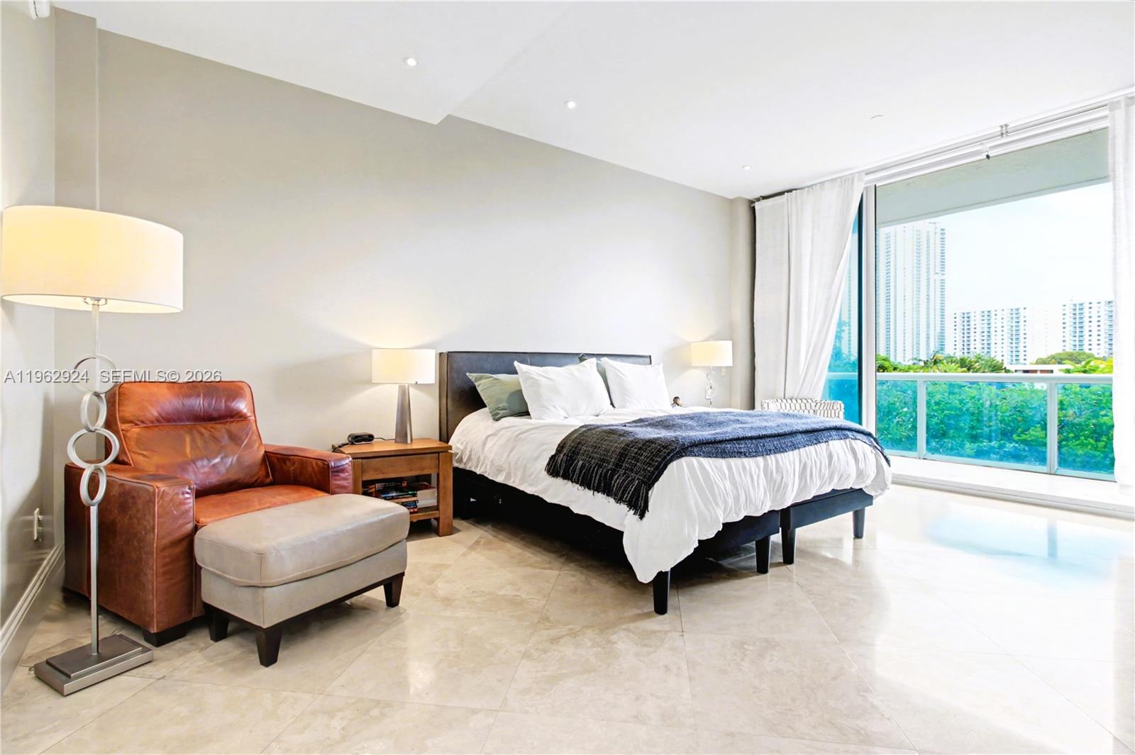 Photo of 16500 Collins Ave #TH-9, Sunny Isles Beach, Florida, 33160 -