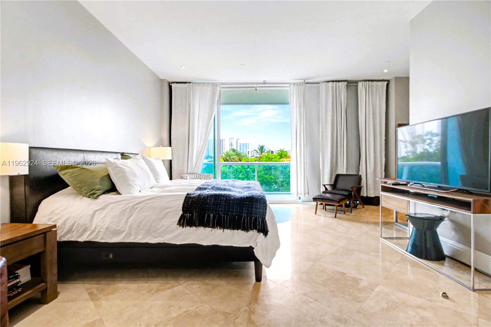 Photo of 16500 Collins Ave #TH-9, Sunny Isles Beach, Florida, 33160 -