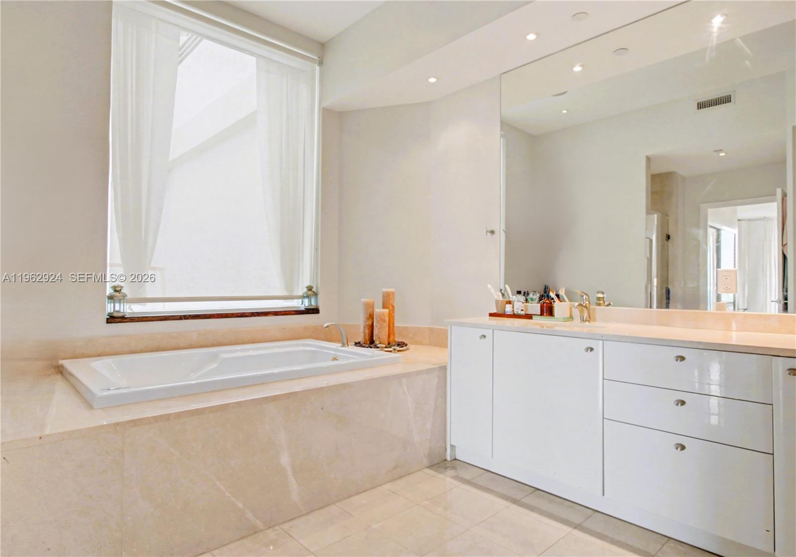 Photo of 16500 Collins Ave #TH-9, Sunny Isles Beach, Florida, 33160 -