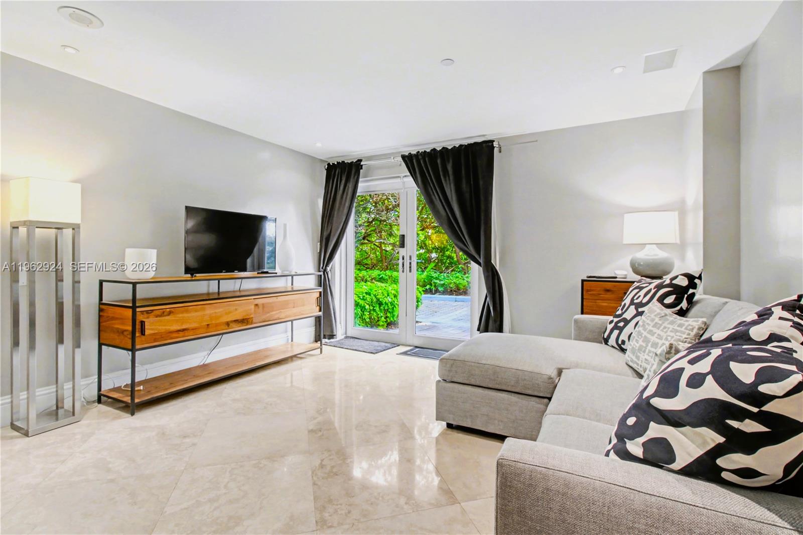 Photo of 16500 Collins Ave #TH-9, Sunny Isles Beach, Florida, 33160 -