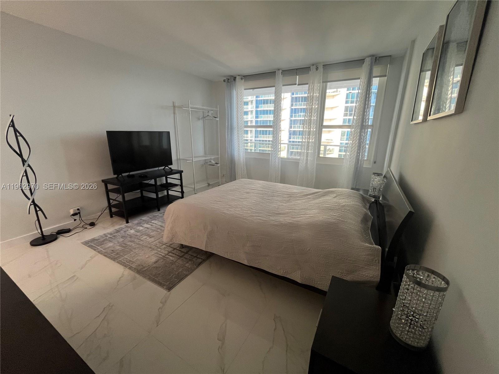 Photo of 3505 Ocean Dr  #1510, Hollywood, Florida, 33019 - 