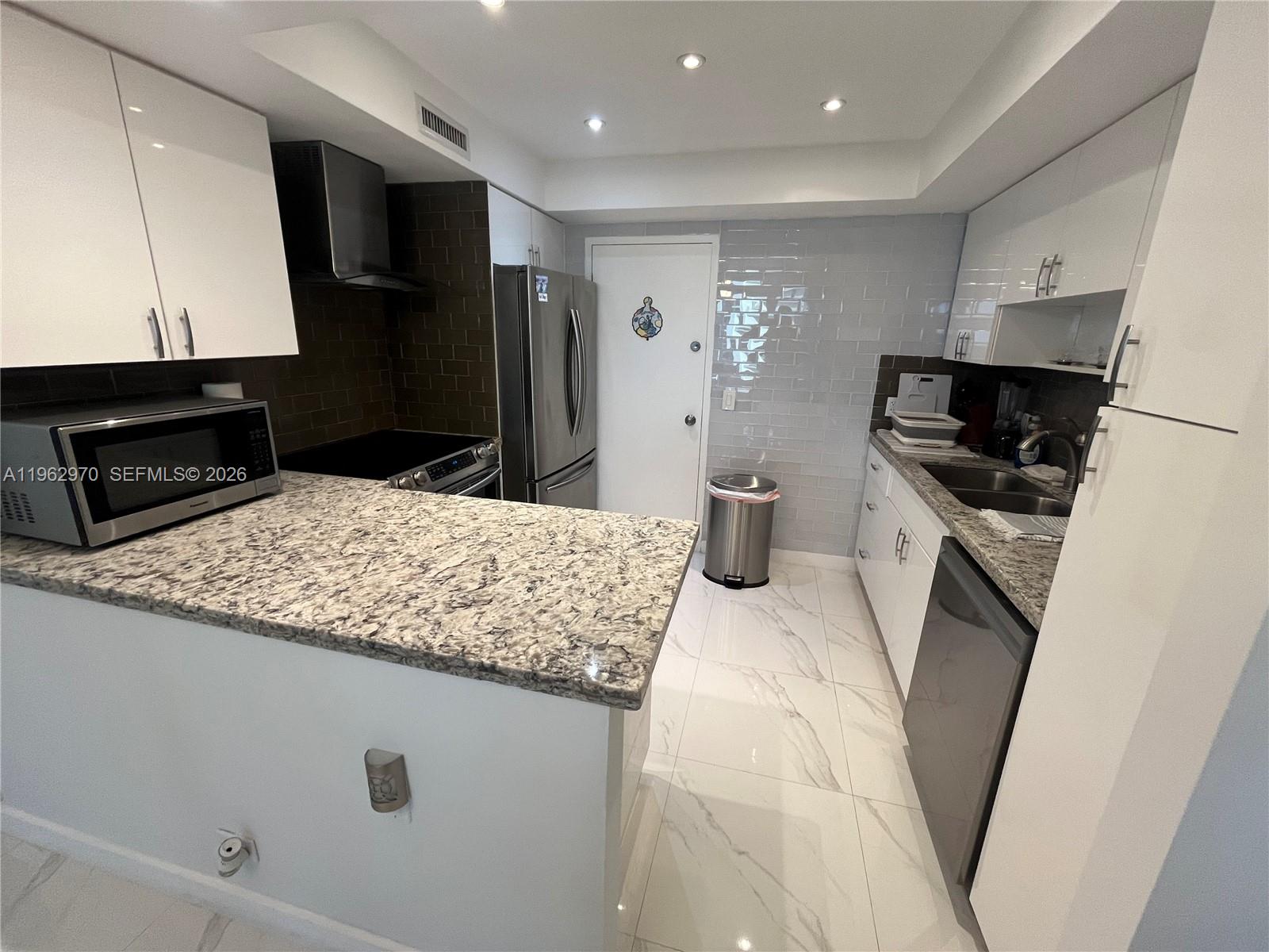 Photo of 3505 Ocean Dr  #1510, Hollywood, Florida, 33019 - 