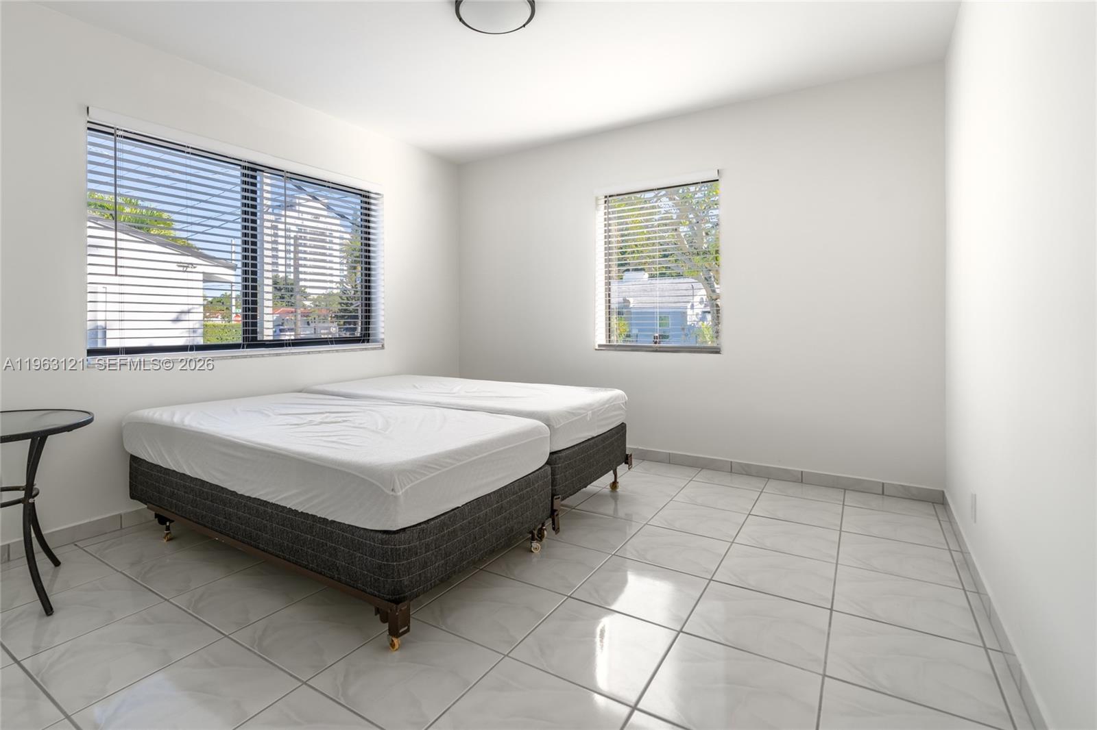   /  2355 sq. ft. $ 2026-02-10 0 foto