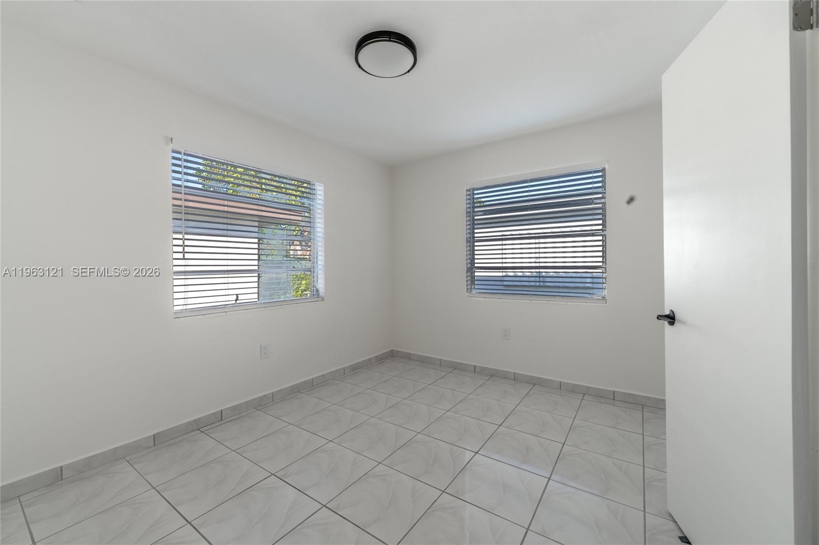   /  2355 sq. ft. $ 2026-02-10 0 foto