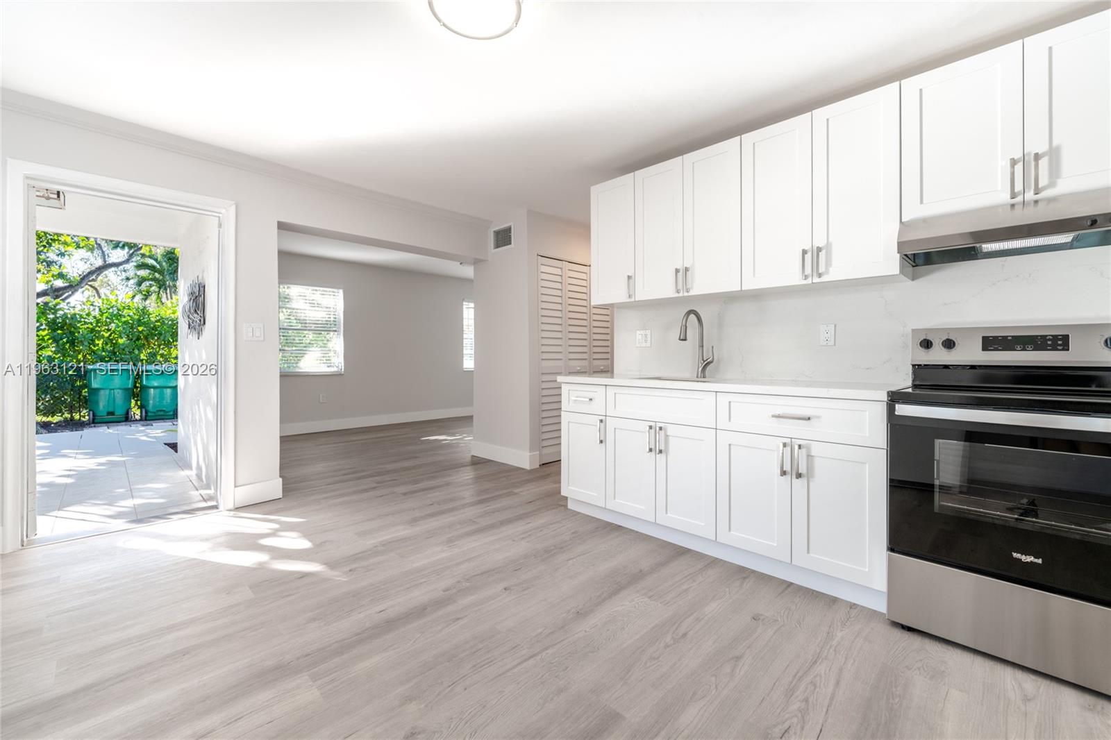   /  2355 sq. ft. $ 2026-02-10 0 foto