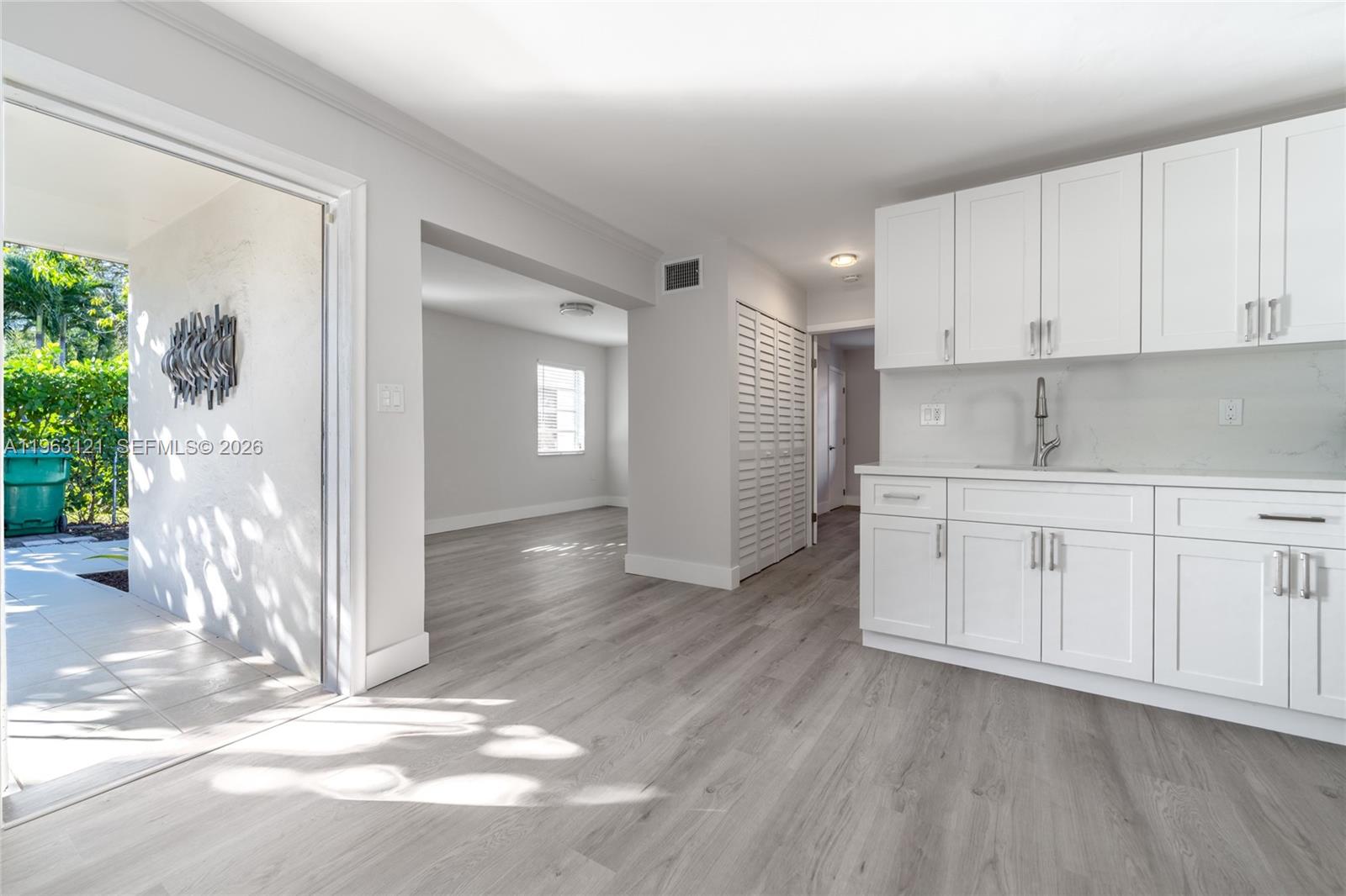   /  2355 sq. ft. $ 2026-02-10 0 foto