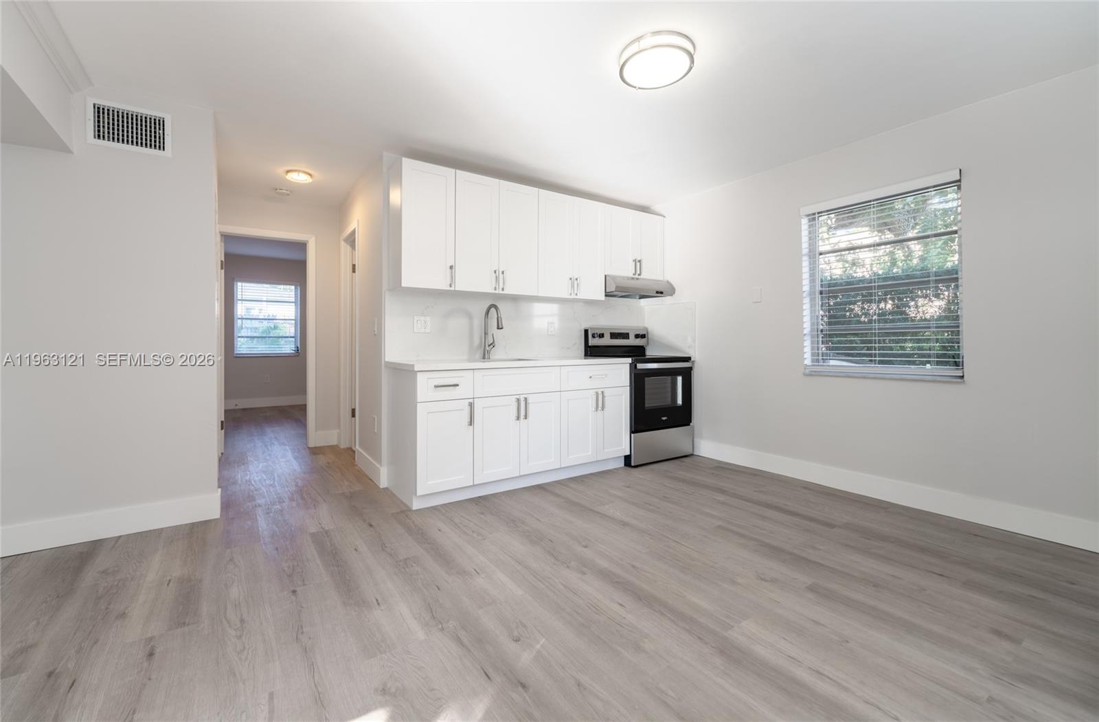   /  2355 sq. ft. $ 2026-02-10 0 foto