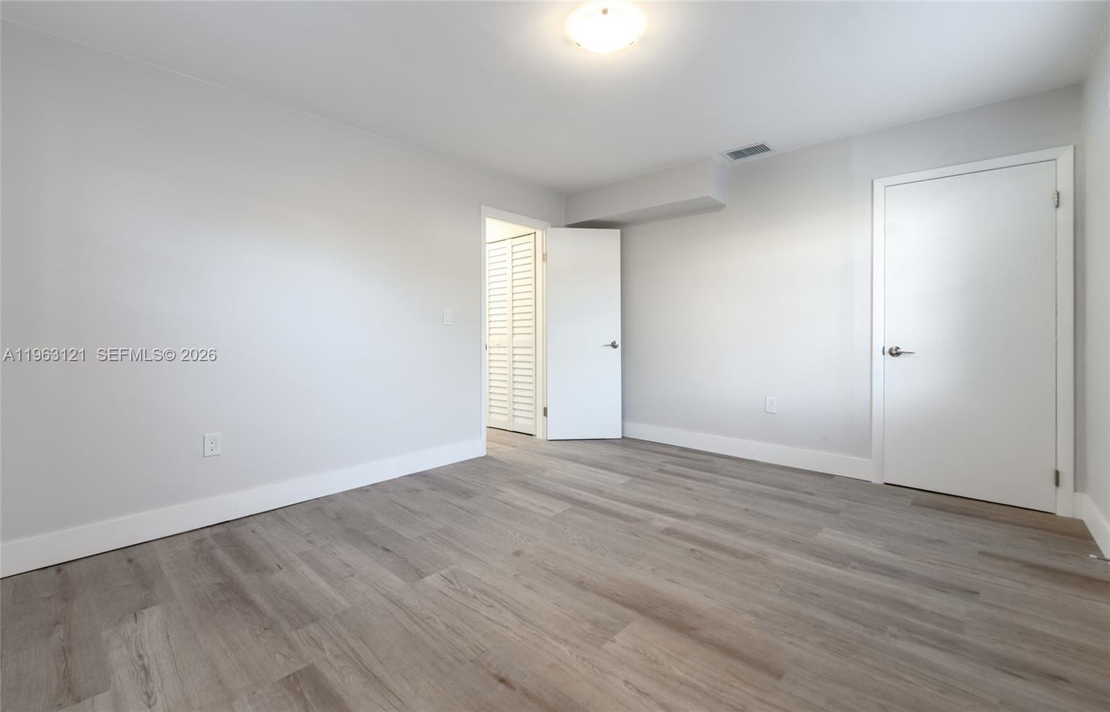   /  2355 sq. ft. $ 2026-02-10 0 foto